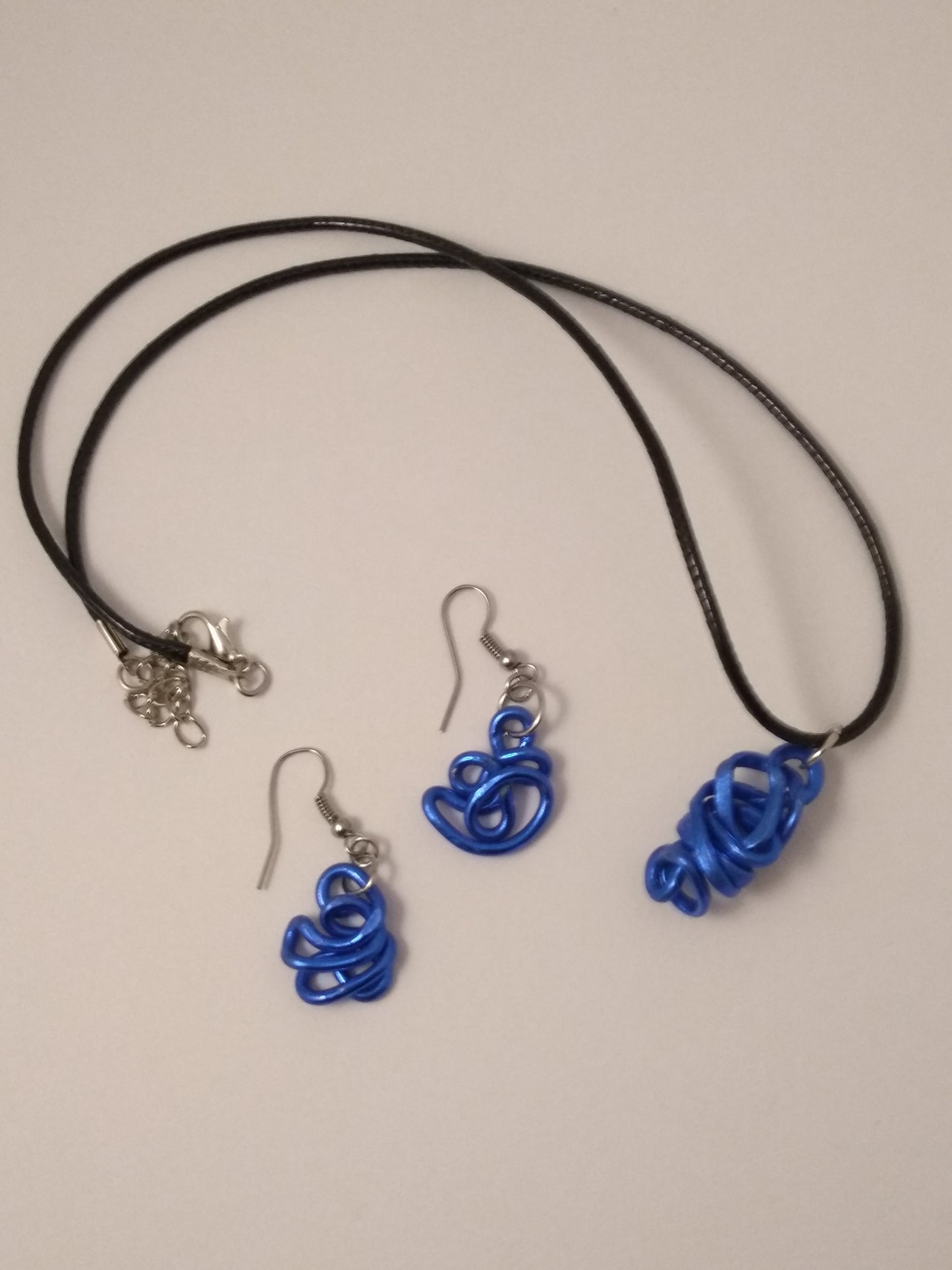 blue twisted hammered aluminum 2-piece jewelry set