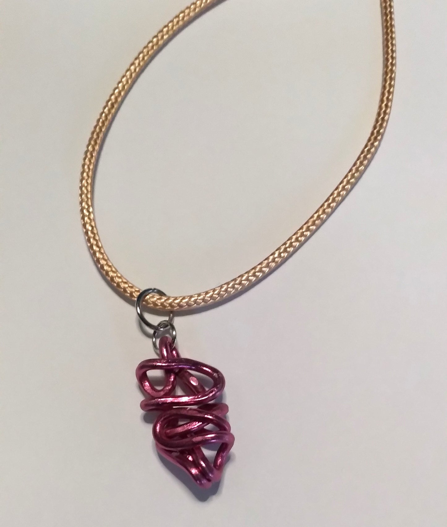 rose twisted aluminum necklace