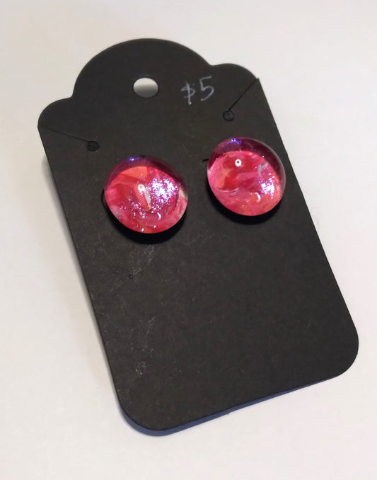 shades of red glass gem stud earrings