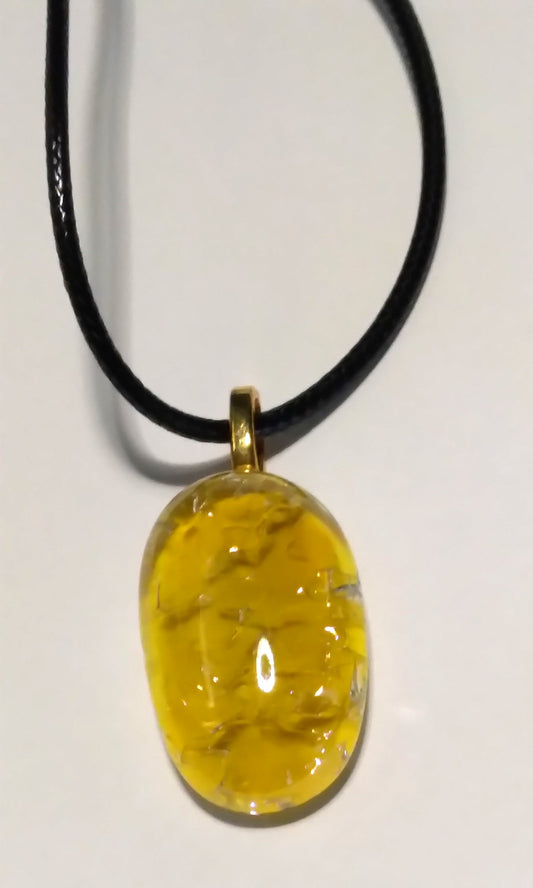 yellow glass gem necklace